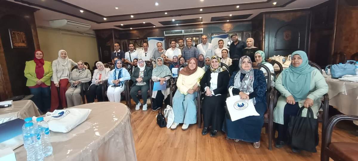 favot17616's tweet photo. كان البرنامج التدريبي الذي نفذه صندوق مساعدة ضحايا الاتجار بالبشر على مدار أربعة أيام بمحافظة الدقهلية، مساحة لتبادل المعرفة والخبرات، وفتح نقاشات عملية حول كيفية التعرف على مؤشرات الاستغلال، وسبل الوقاية منه، وآليات التعامل مع الحالات التي ��د تحتاج إلى حماية ودعم. https://t.co/KGU42ToMeU