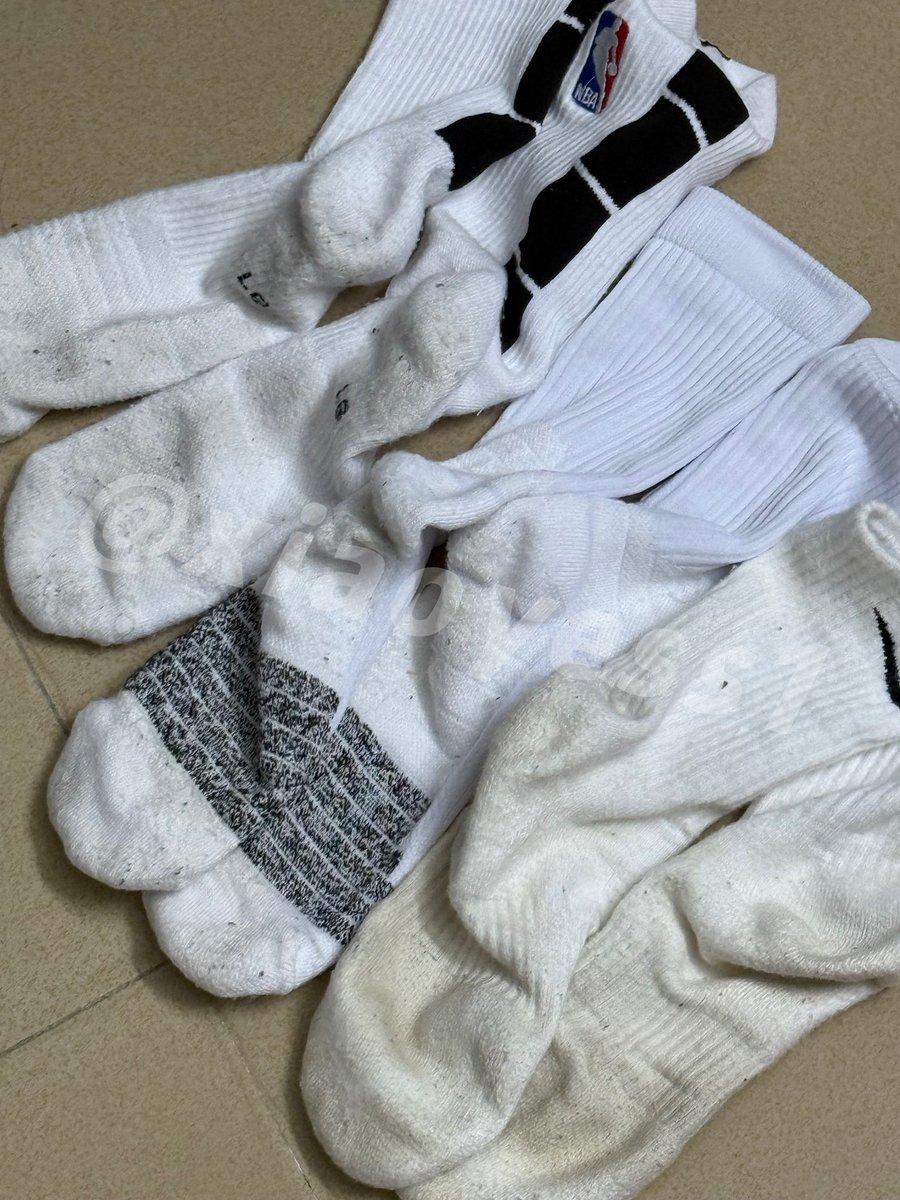 xiaoyess1's tweet photo. 【少爷的技能就是捣你狗脑止痒💥】
欠骂的傻逼都会上赶着崇拜帅爹少爷 别废话了 知道你他妈视奸少爷很久了🖕老实点崇拜当贡畜 被你老子清空爽喷🐍
💰～语音、视频粗口调教、🦶🧦录制完整～定制、收贡狗🏧
～V：Fann699🚪49.9💰送录制
～Q：2744392002
#粗口辱骂 #上贡奴 #爆控 #少爷 #曝光 https://t.co/Awdru1EH9x