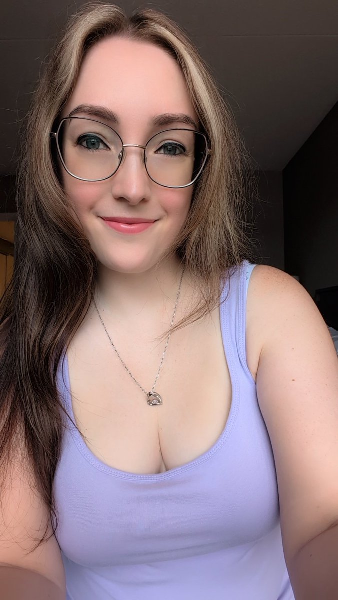 Dollasmom's tweet photo. Spa day done 😍 showered &amp; put together, time for food &amp; exploring 🥰 https://t.co/XepznVMsJJ