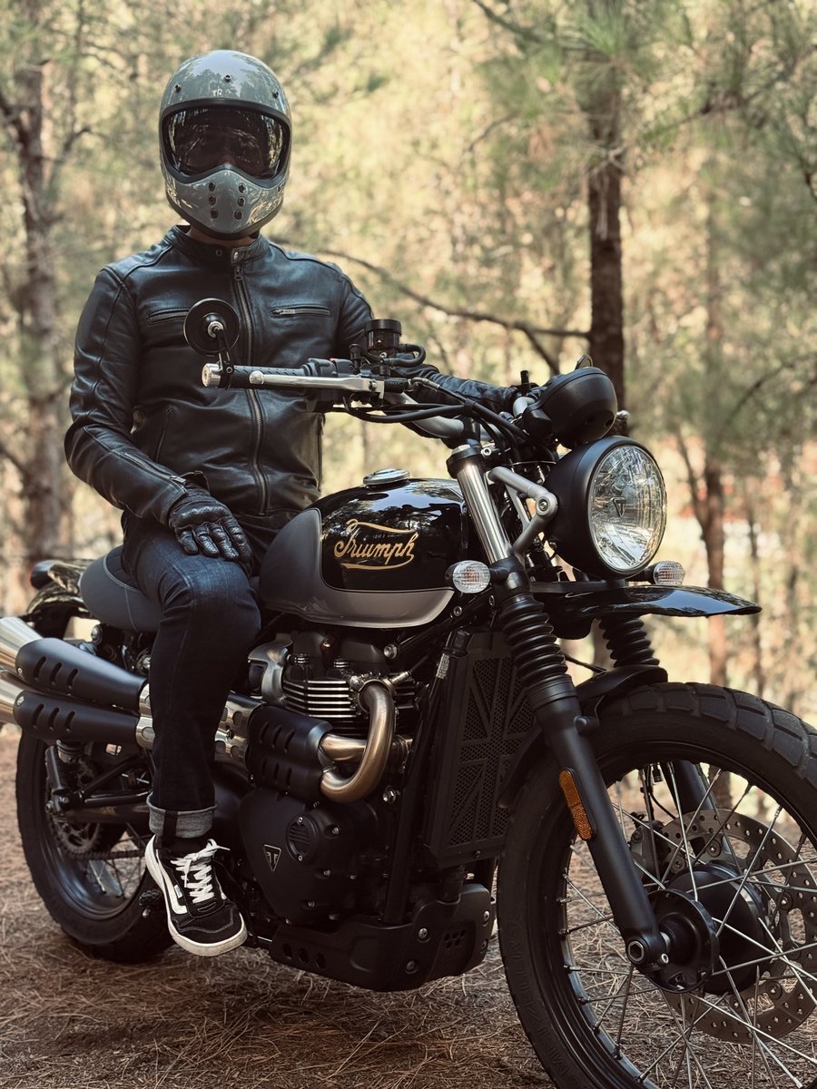 stormtroopergam's tweet photo. @TotalMotorcycle Q. Spain (Canary Islands).
Q2. Spain. https://t.co/ZesgFY63FB