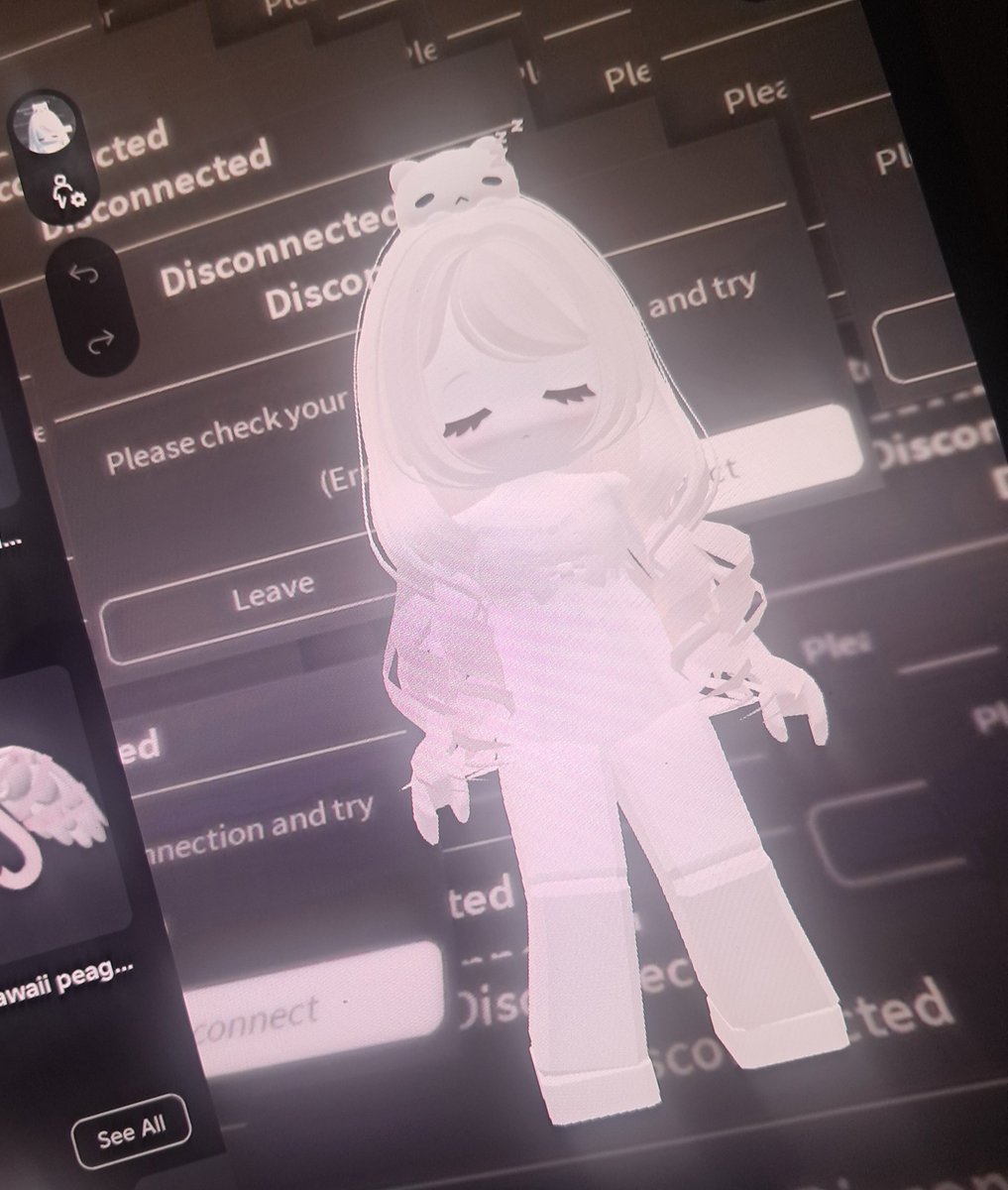 fawnluv7's tweet photo. robux alacak bi köle?? #finansalköle #sugarbabby https://t.co/UeDbUNzQx4