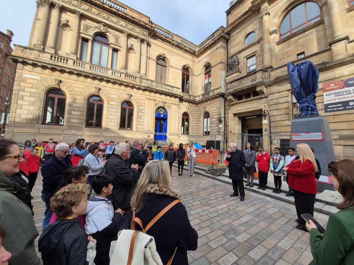 LordProvostGCC's tweet photo. Honoured to join pupils and community members as a time capsule was buried beneath the plinth of Glasgow's new Nelson Mandela monument.

Filled with reflections from young people, it will help carry Mandela's legacy of equality, human rights and anti-racism to future generations. https://t.co/z0RnUD1PbS
