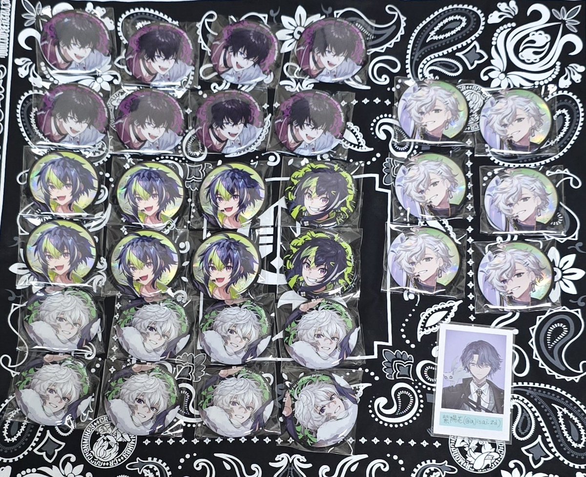 ajisai_2d's tweet photo. 【交換】にじさんじ MECHATU-A 1st LIVE Over Drive!  ランダム缶バッジ

譲▶画像1、2枚目

求▶ 3枚目　※アイドル優先

※在庫更新、コメントはこちらで！
・郵送のみ
・まとめてお取引いただける方優先
・ライブ前(10/8着)までに完遂いただけ
　る方のみ
・お気軽にお声がけ下さい！ https://t.co/AuF9MApHff