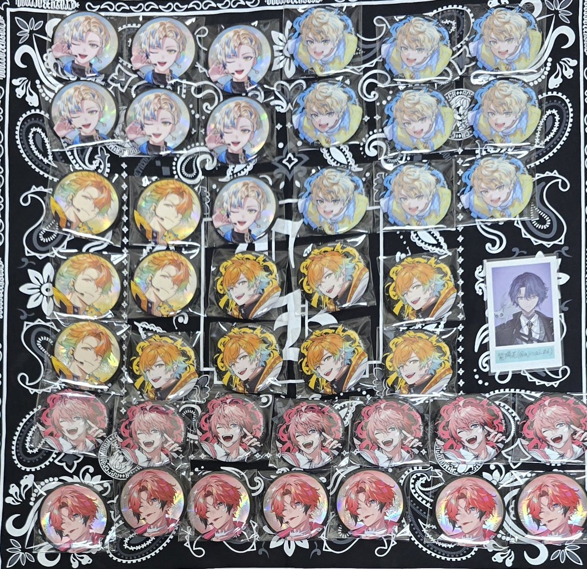 ajisai_2d's tweet photo. 【交換】にじさんじ MECHATU-A 1st LIVE Over Drive!  ランダム缶バッジ

譲▶画像1、2枚目

求▶ 3枚目　※アイドル優先

※在庫更新、コメントはこちらで！
・郵送のみ
・まとめてお取引いただける方優先
・ライブ前(10/8着)までに完遂いただけ
　る方のみ
・お気軽にお声がけ下さい！ https://t.co/AuF9MApHff