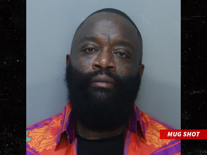 TMZ's tweet photo. 🚨 Rick Ross arrested for battery in Miami.

Details: https://t.co/jHM8Bz72WH https://t.co/pfebbedJ7q