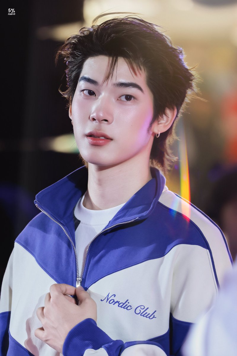 5percentmarch's tweet photo. —• 01102026

น้องตี๋หล่อมาก ป้าจะสิ้น

TTP AT THE MALL LIFESTORE 

#TheMallBangkapiXTeeteePor
#twnpich https://t.co/hvAlawHzcQ