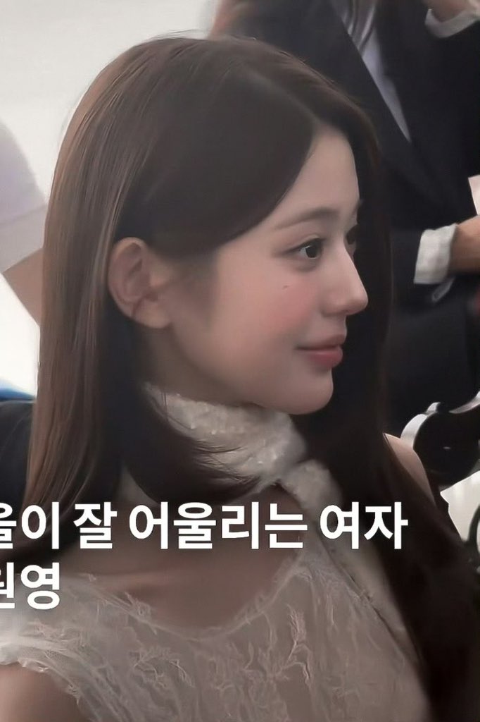 Sanaccx8's tweet photo. omg🫣

WONYOUNG IN DIOR
#WonyoungDiorSummer27
#JANGWONYOUNG
#WONYOUNG
#DiorSummer27 @Dior https://t.co/xRo1F0qQxO