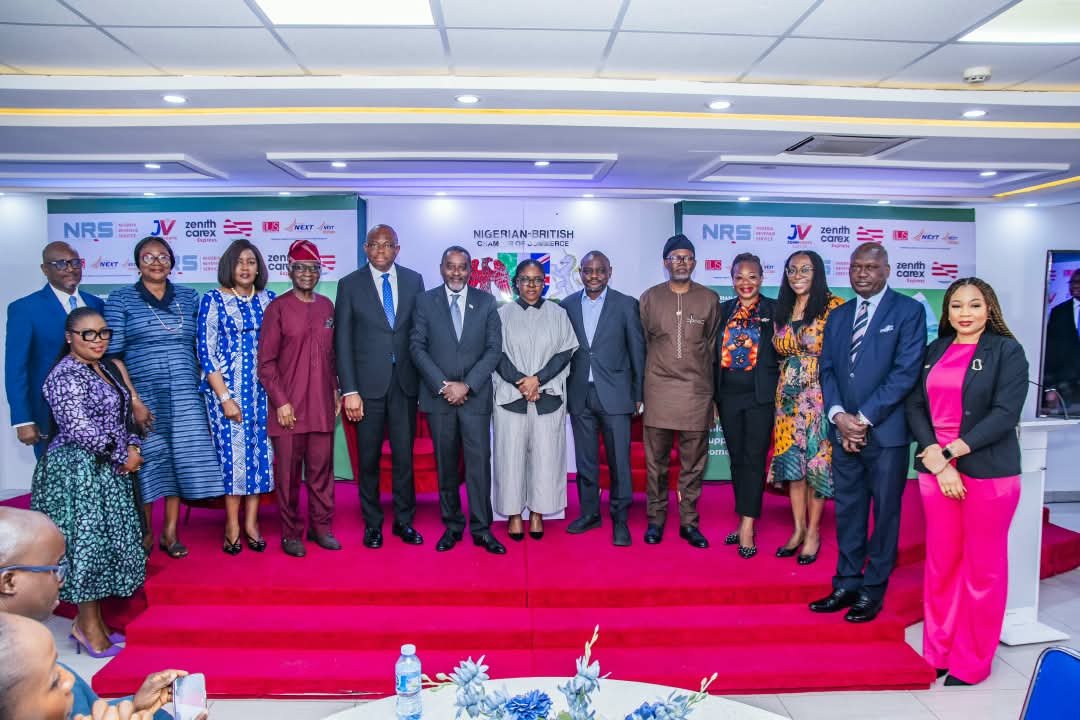 lagosagric1's tweet photo. @Abi_Olusanya critical economic and policy 
issues to shapen Nigeria’s business environment.

#LASG
#FoodSecurity https://t.co/flpNSP8UBK