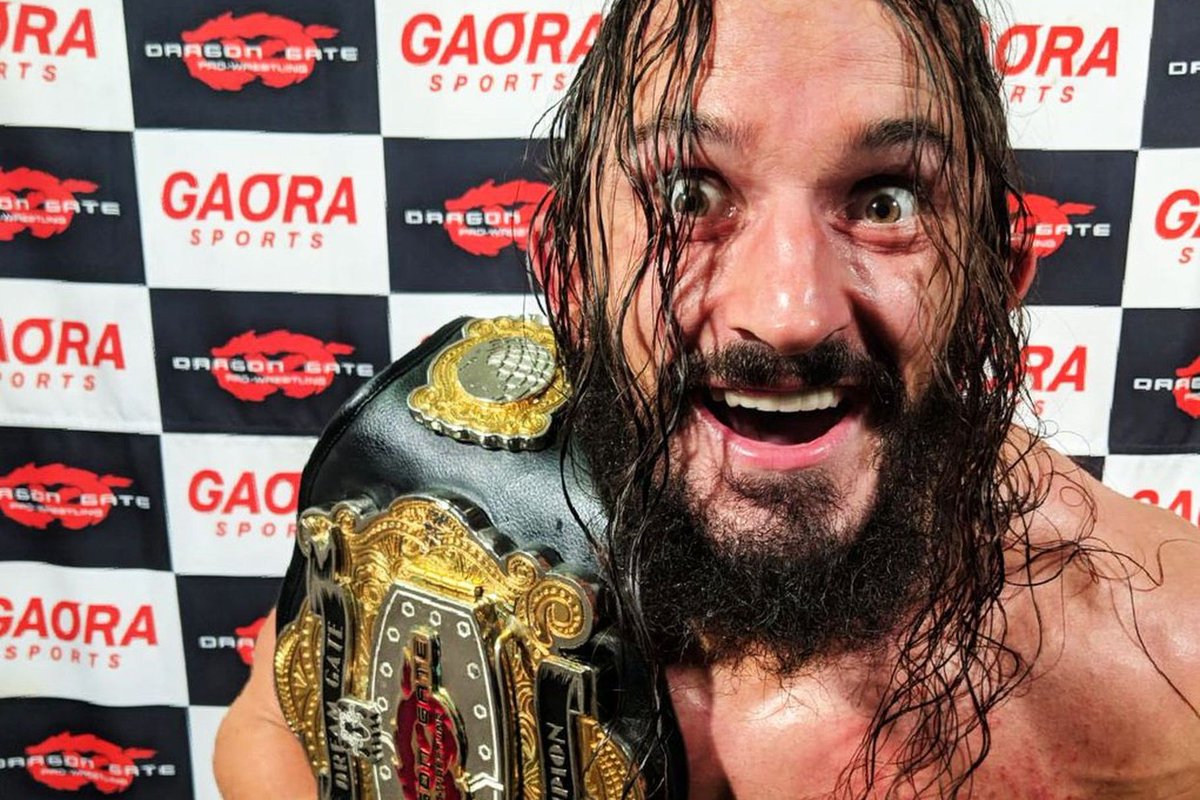 Mx__PUR0RESU__'s tweet photo. #AEWDynamite A TRIBUTE TO PAC..
C'était un weekly ou j'ai versé énormément de larmes.. Le roster de L'AEW ainsi que sa famille biologique lui on rendu.. le meilleur hommage 🥹 ! 
On se rend compte parfois tard l'impact que certaines personnes on pour nous..

#RIPBastard 🕊️🖤 https://t.co/erkgyoRo3q