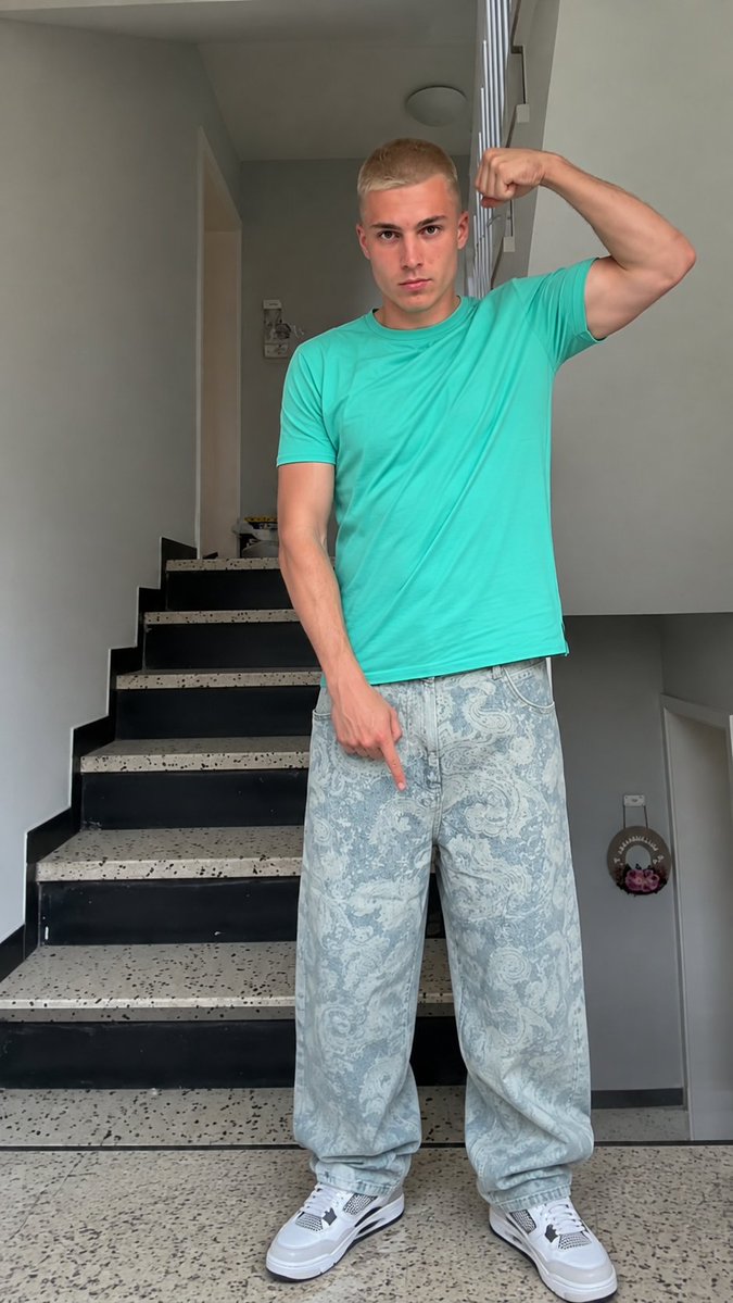 Dionu8e4's tweet photo. New month, new opportunities to serve a superior alpha master 😈.
Now slid into my DM and pay your tribute and be owned 😏.

Findom #cashfag #cash master # alpha #, findomsub .
DM is open https://t.co/4QCn0gUFDJ