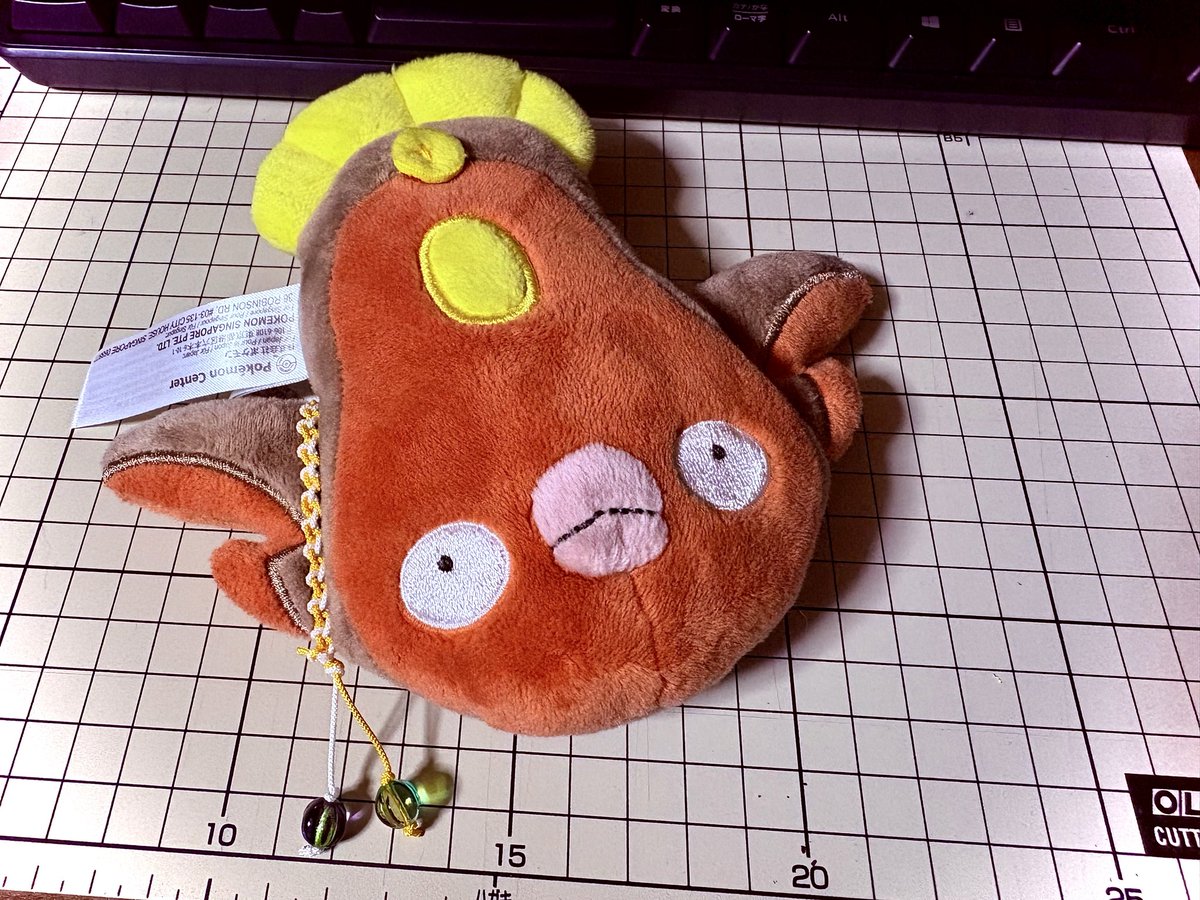 rash_muteppou's tweet photo. ウチの子用装備生成してみた。 https://t.co/ix1xhNnVTj