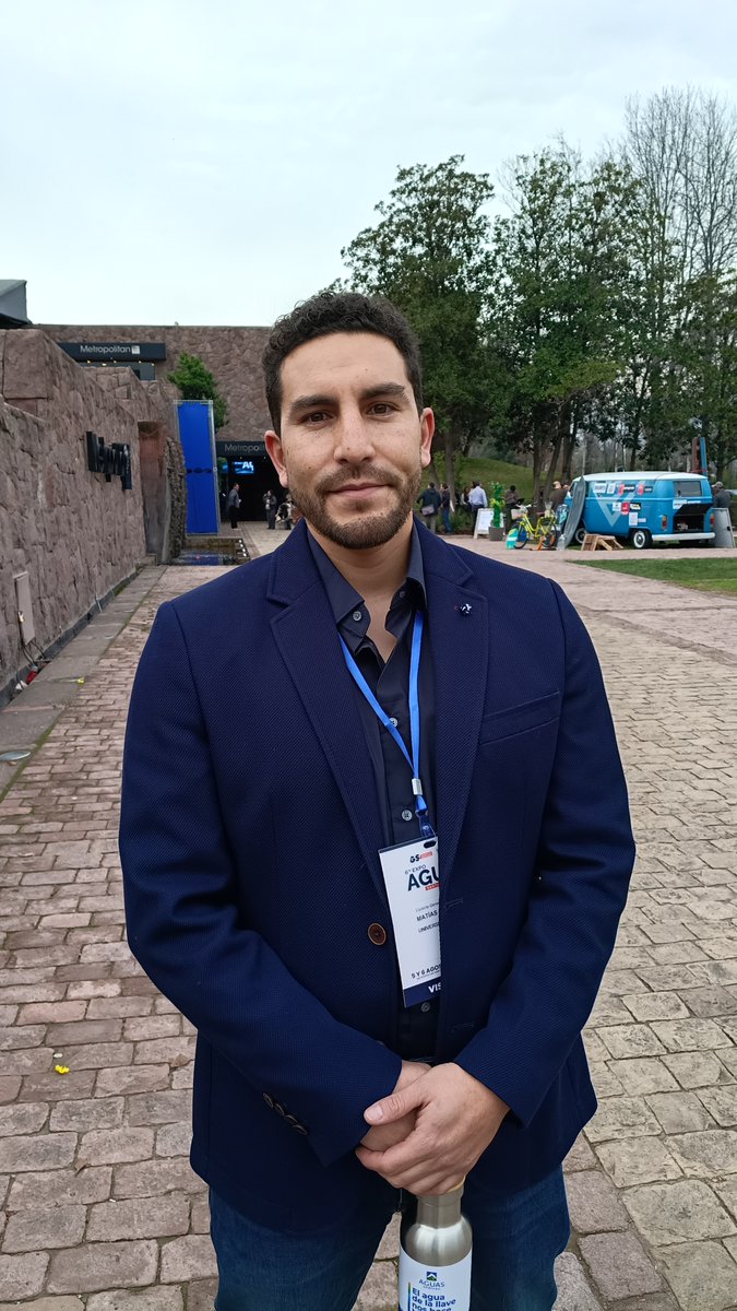 UChile_Geologia's tweet photo. 🔴 ENTREVISTA: El ciclo del agua debe incluir al agua subterránea como variable, pero el problema es que "no está a simple vista, es difícil comprenderla y es difícil gestionarla", nos dice el académico #DGL Matías Taucare.
https://t.co/WDxFyzCtkL https://t.co/TOtYuVjd7R