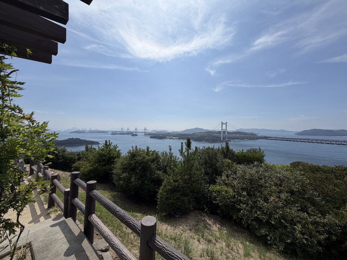 momochan_billy's tweet photo. 先日
岡山まで2泊3日ツーリングに行ってきました
渋川海岸の美しさと鷲羽山からの景色に癒されました✨
#ゼファー750 #岡山 #渋川海岸 #鷲羽山 #瀬戸大橋 https://t.co/yckSbd9Xea