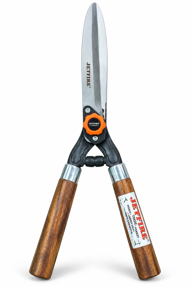 JetFireTools's tweet photo. ✂️🌿 JetFire Tools Professional Hedge Shear – Wooden Handle 🌿✂️

#JetFireTools #ProfessionalHedgeShear #WoodenHandleHedgeShear #HedgeShear #HedgeTrimmer #GardeningTools #GardenTools #GardenMaintenance #HomeGardening #GardeningIndia #LandscapeTools #PlantCare #GardenEssentials https://t.co/S66WcR48w8