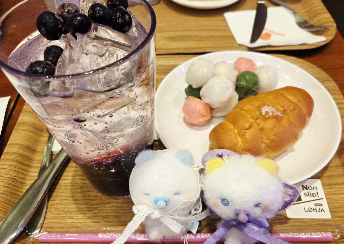 ume_plli's tweet photo. 美味しいものいっぱい食べた🤤 https://t.co/LbBeujzScV