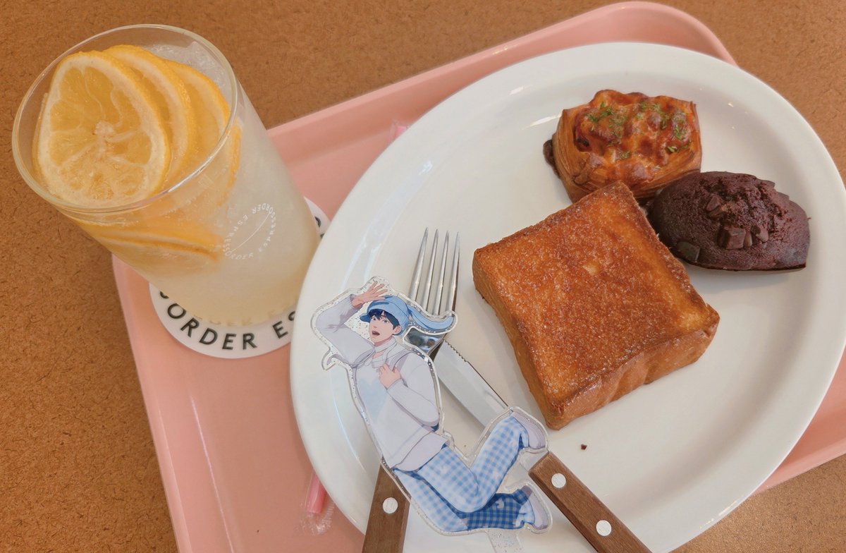 ume_plli's tweet photo. 美味しいものいっぱい食べた🤤 https://t.co/LbBeujzScV