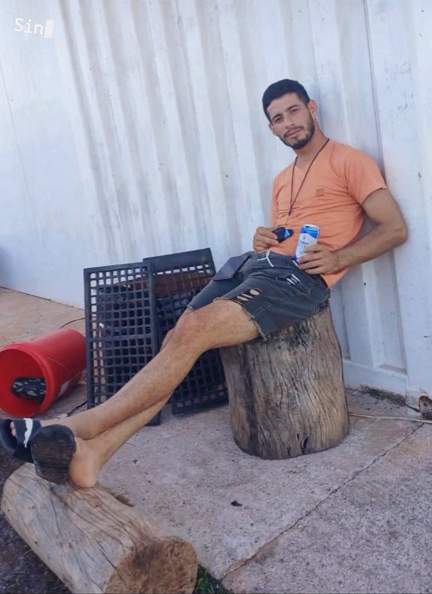 machosprepy's tweet photo. macho paraguayo 🥵🍆🇵🇾 más en el canal 🔥👉🏻 https://t.co/pWUX3VbOOm https://t.co/orc7FaCxtO