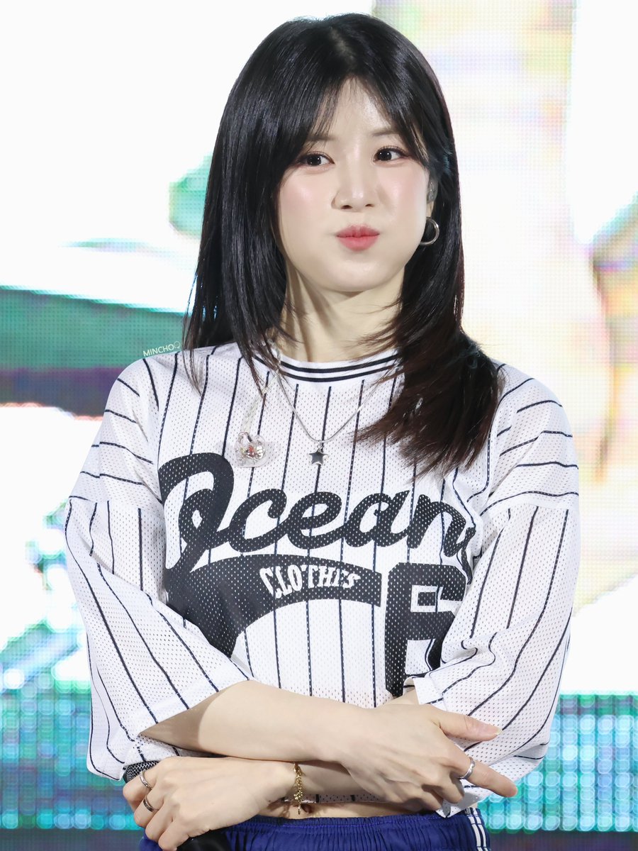 mincho_gado's tweet photo. 261001 장안대학교 JAU:ON

너무 보고 싶어요🥺🥺🥺

@Apinkpcr 

#에이핑크 #Apink 
#박초롱 #초롱 #CHORONG https://t.co/g5Nqg8Trop
