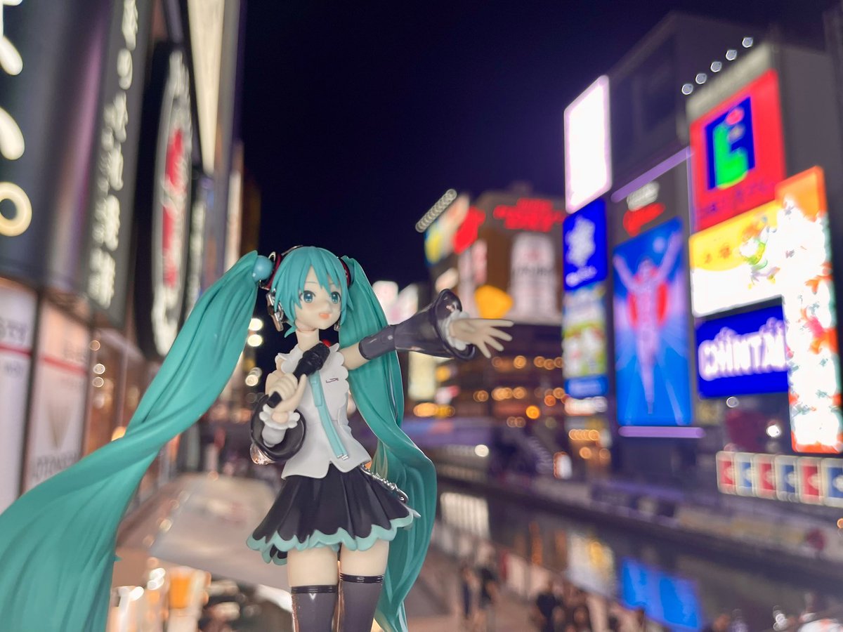 natsunerune's tweet photo. 今夜はミナミの定期巡回！ https://t.co/V1Gu1PwEGM
