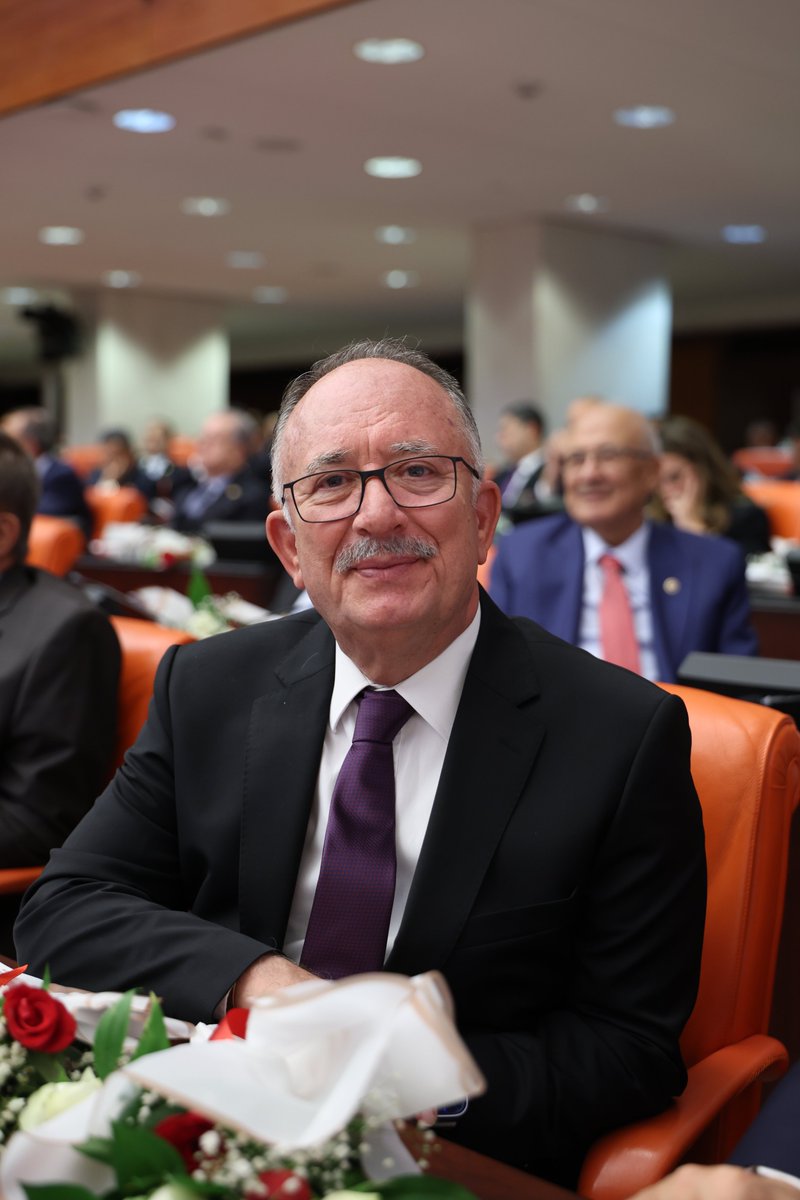 serafeddinkilic's tweet photo. TBMM 28. Dönem 5. Yasama Yılı Açılış Programı'nı gerçekleştirdik. 
Yeni yasama yılının ciddi sıkıntılara maruz bırakılan milletimiz için hayırlı olmasını diliyorum. https://t.co/HVsjdgEExM