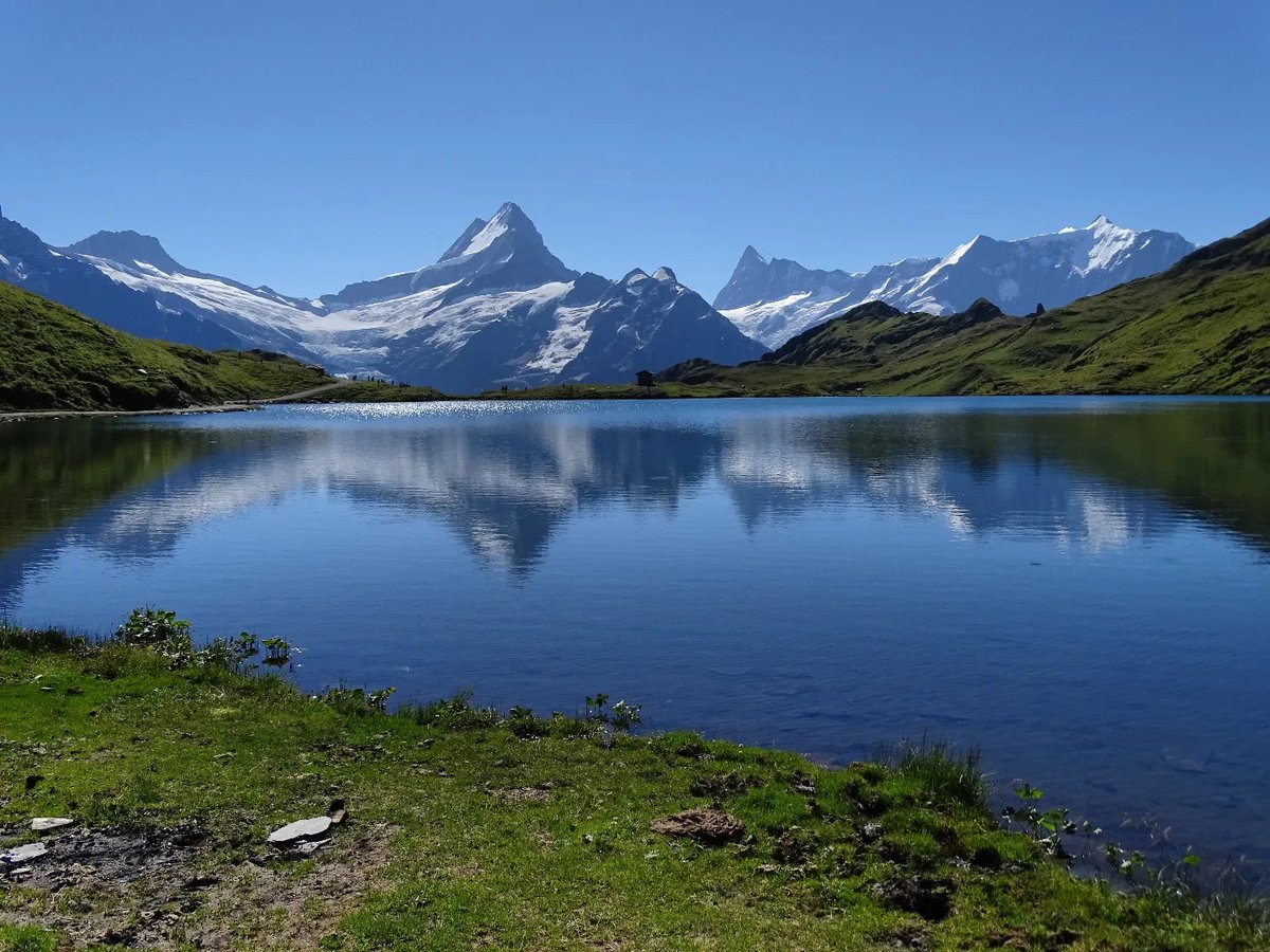 Eu_To_Indicando's tweet photo. #switzerland #swiss #schweiz #inlovewithswitzerland
#switzerland_vacations
#switzerlandpictures
#visitswitzerland #landscape #landscapephotography #nature #naturephotography #naturelover #panorama #mountains #swissalps #hiking #hikingadventures https://t.co/Y7EkQQpzSP