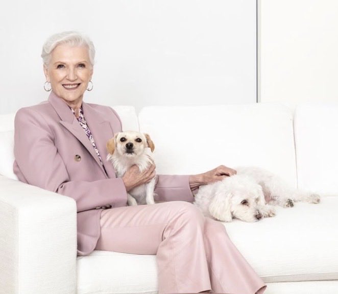 mayemusk's tweet photo. A lovely photo with my doggies ❤️🐶💖🐶
Taken for the @Telegraph book interview of TIMELESS- The Art of Reinvention and Resilience at Any Age 📕 
 https://t.co/ZW0fxaYMBI 
#ItsGreatToBe78 https://t.co/LRHfRlDUws