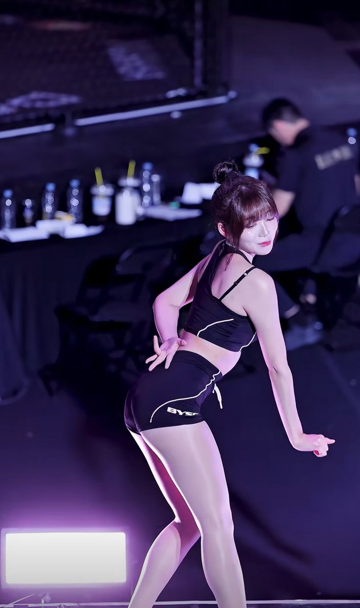 dddrjme's tweet photo. 박소영 치어리더 https://t.co/K0MTI6Fzkq