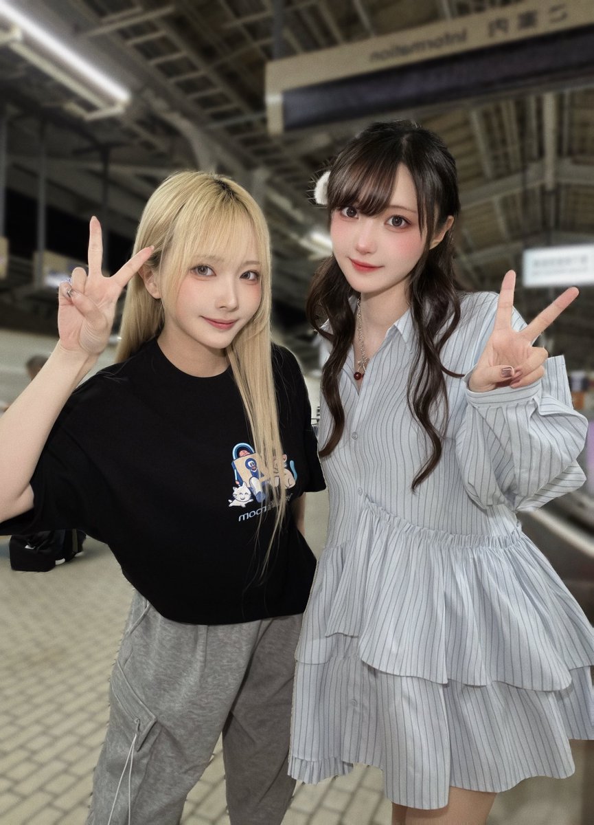 Chocolat_cos0's tweet photo. 大阪着きましたー😘 https://t.co/Cb9EP9ClNZ