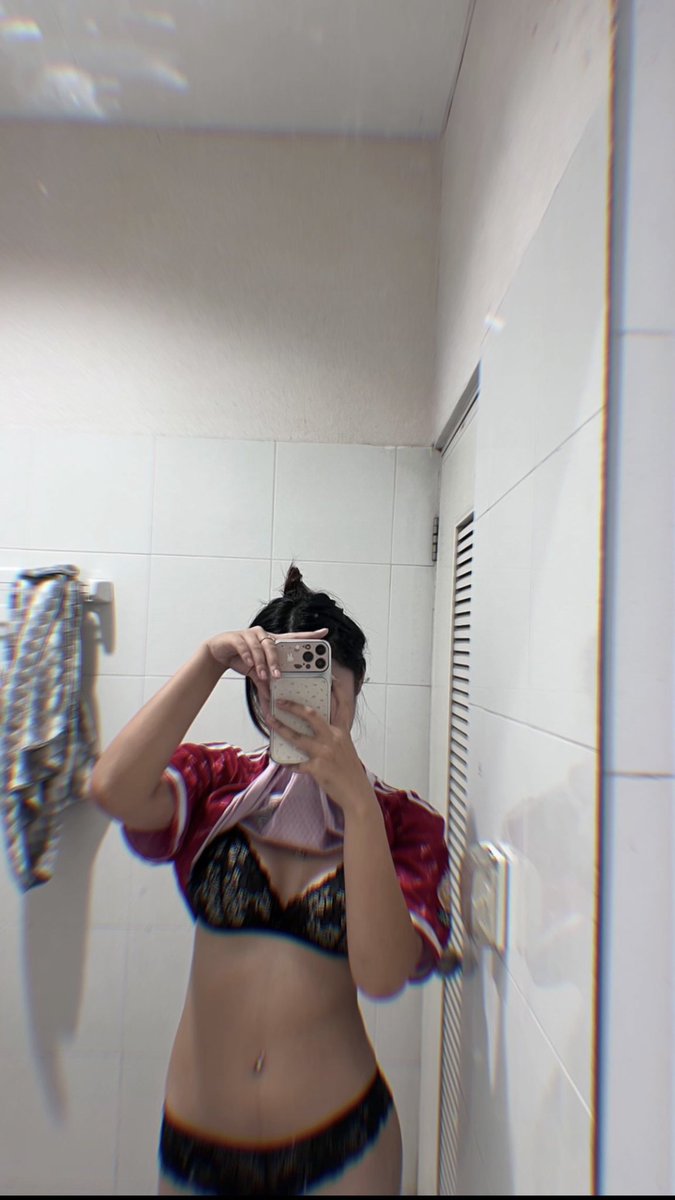 Alpha_007xx's tweet photo. 💦💦 https://t.co/PuNgSrOqas
