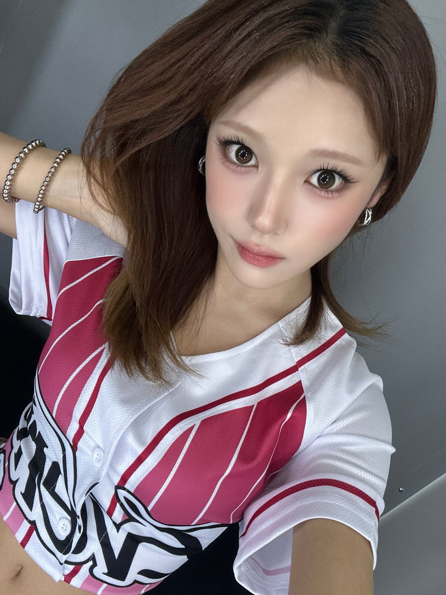 oddyouth_offcl's tweet photo. [💜]
오랜만이지

#YEEUM #예음
#ODDYOUTH #오드유스
#cantgoback https://t.co/L3LqN0CWyG