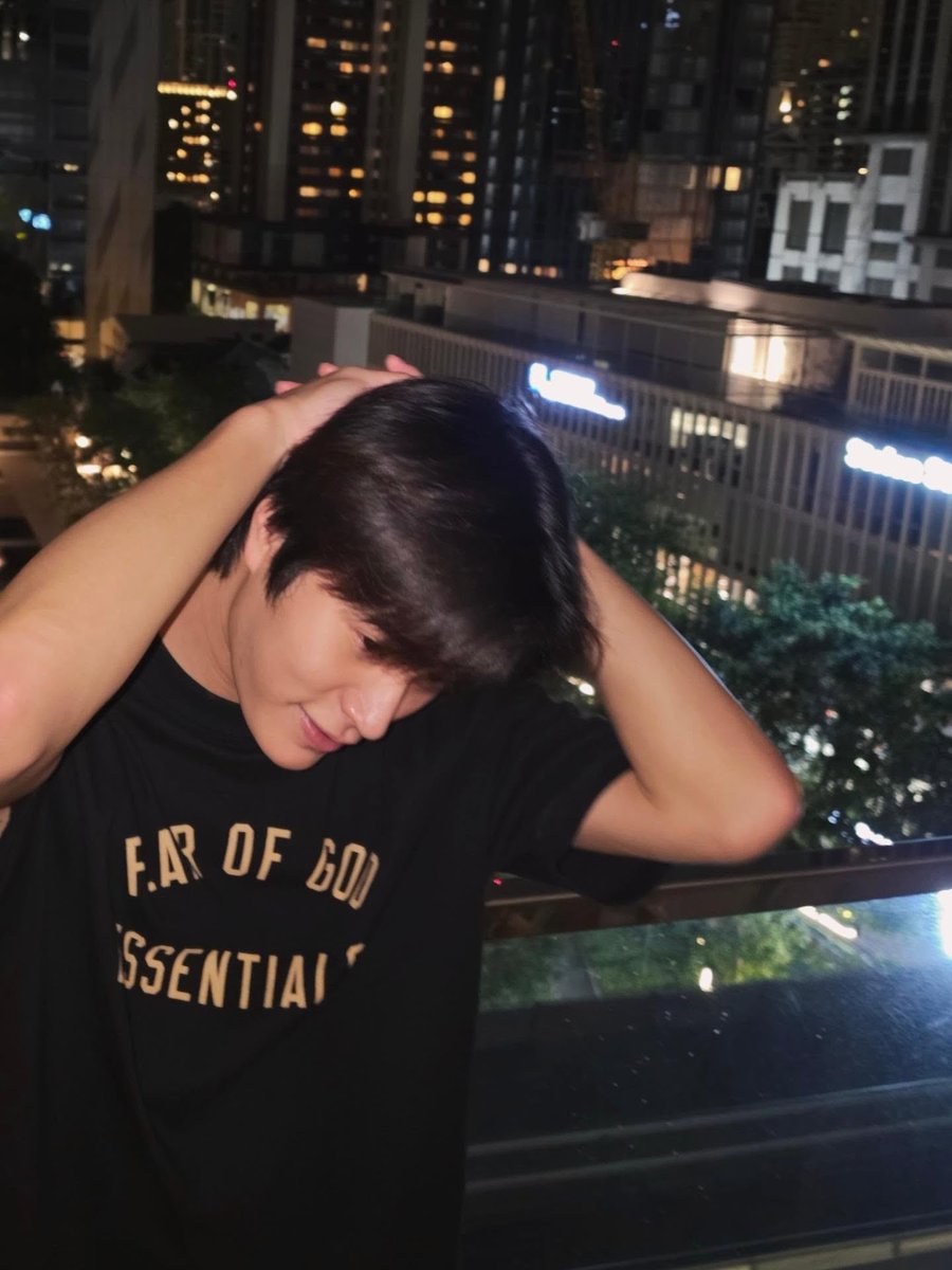 oxypamine's tweet photo. หน้าสดผมไม่เซท หล่อออแกนิกสุดๆ เจมเชื่อพี่ลงรูปไลฟ์สไตล์บ่อยๆโพแฟนสาวหนูเพิ่มเกิน 50% แน่นอน จริงๆนะเชื่อพี่ลงบ่อยๆ😆
#Gemini_NT #เจมีไนน์ @gemini_ti https://t.co/g4crsBCLLt