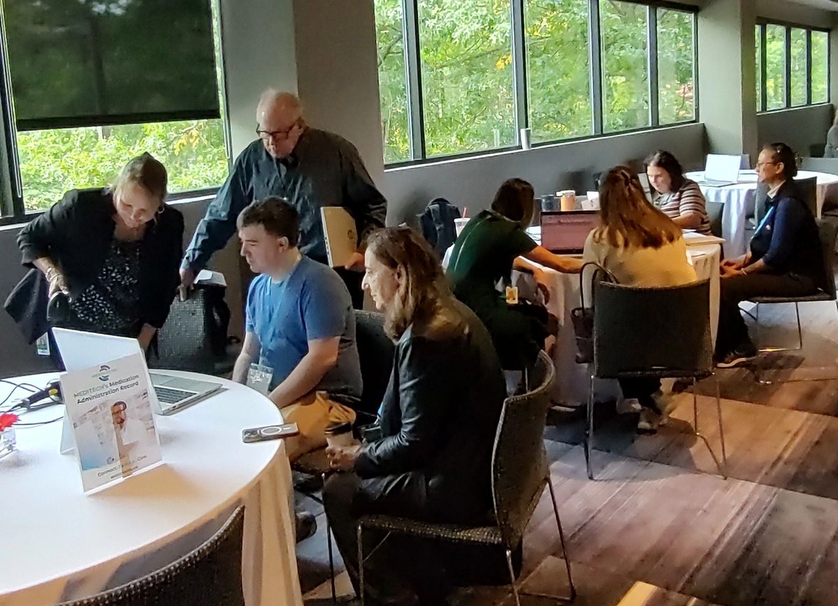 MEDITECH's tweet photo. 💡 Bringing you the latest from Day 3 at #MEDITECHLIVE!

Attendees are spending the morning exploring our latest patient care system enhancements with our development team at MEDITECH LIVE. 🏥✨ https://t.co/VpzHqlpvgw