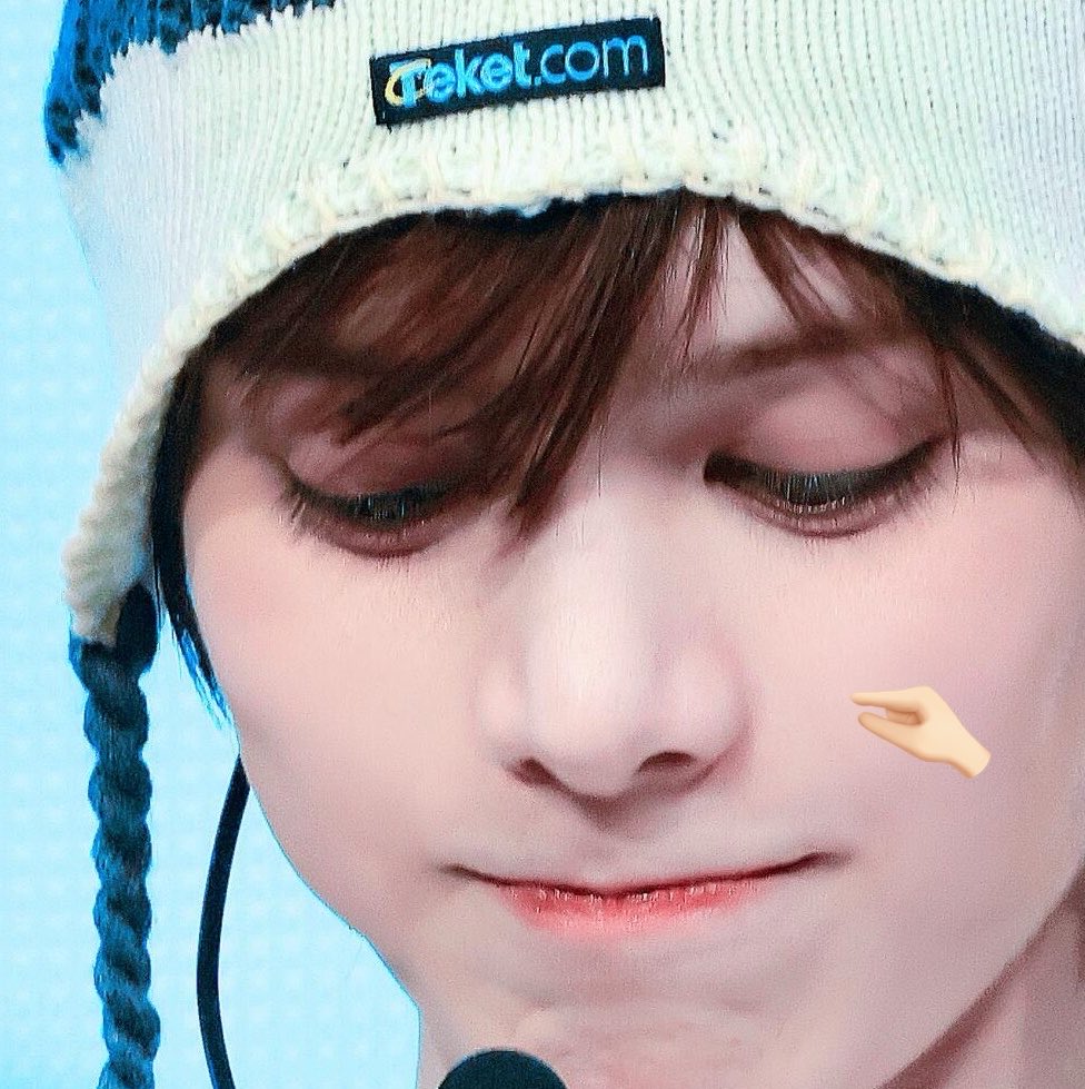 JJ_CRUMBS's tweet photo. I really wanna pinch him 😩

#SMTR25 #JUSTIN #저스틴 #JAYJAY #JUSTINJAY

©J.ochoneee https://t.co/XMJXdSA0ll