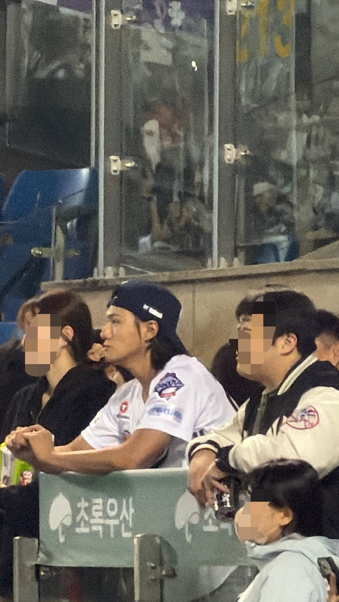 dobearsan's tweet photo. 아니 신승호 이분 수훈인터뷰까지 보고가심 https://t.co/SDUc4pBBod