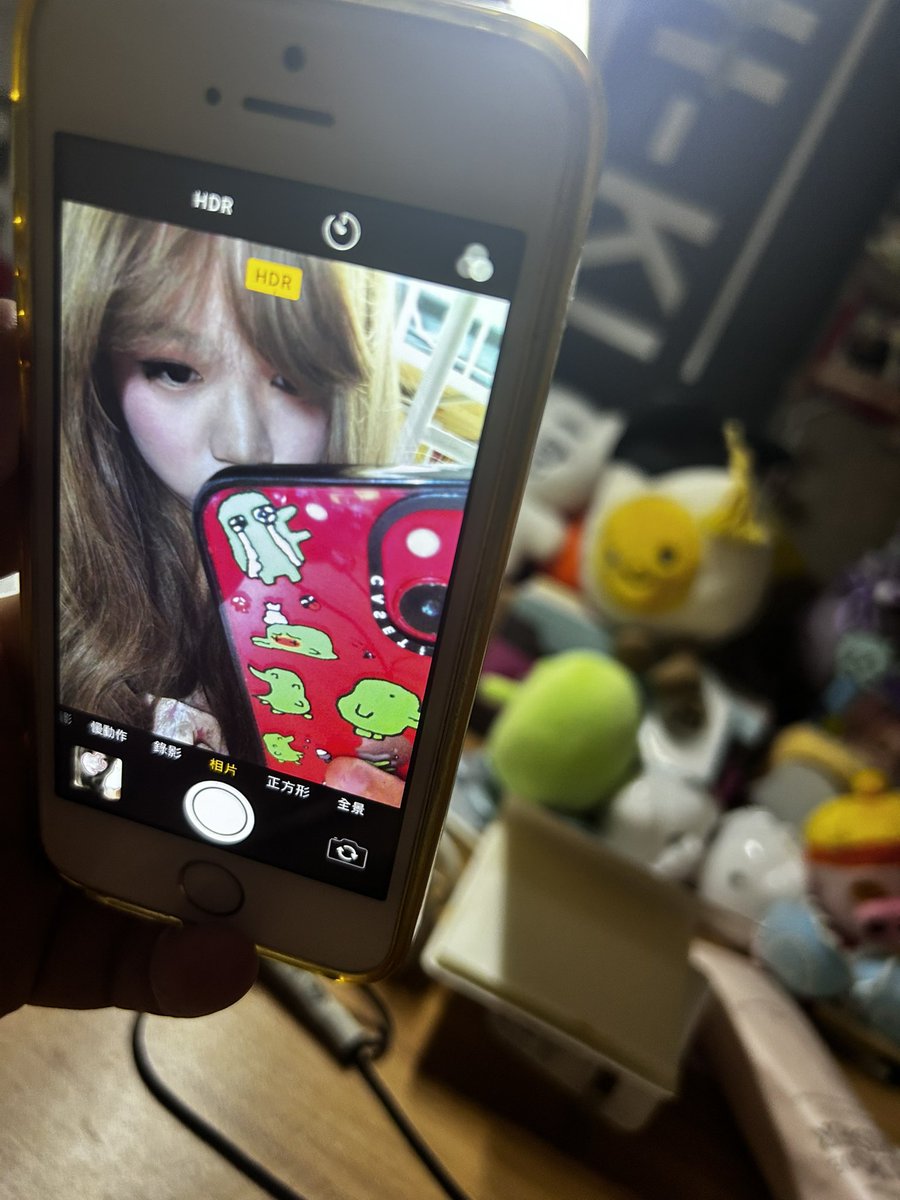 Pppozbun's tweet photo. 唉 能不能有个人真的一直爱着我呀 https://t.co/moycXYf7r9