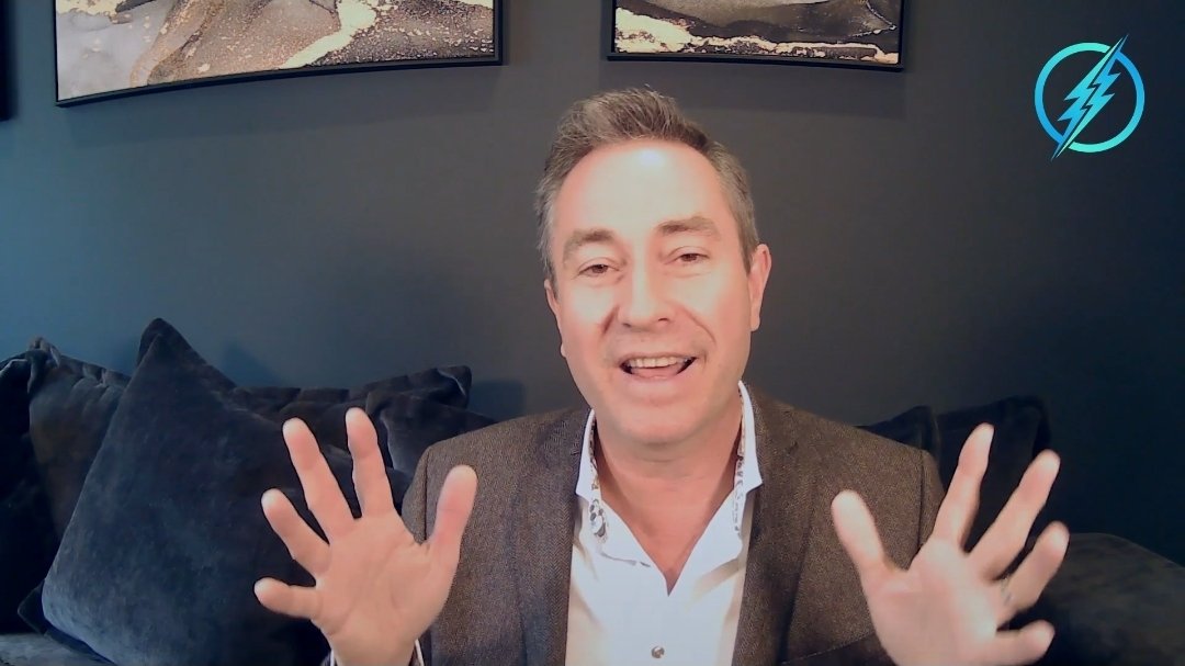shitcoinerworld's tweet photo. "I raised $40m in BTC &amp; ETH in 2017, and you can wait another 10 years for the exciting massive things"

Richard Ells 2026
CSO of Electroneum 
ETN 
S for scamming https://t.co/0EClVqe7a2