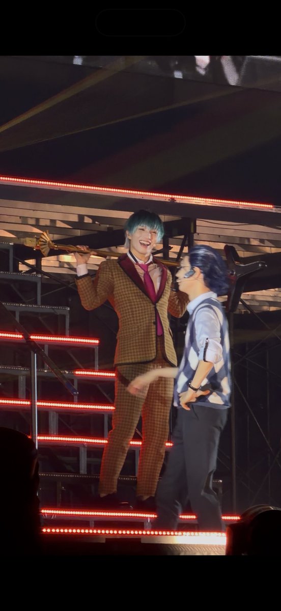 tansh_o2's tweet photo. 盧笙が来てニッコニコの簓と、
実はこっちもニッコニコの盧笙 https://t.co/tikgTHToX0