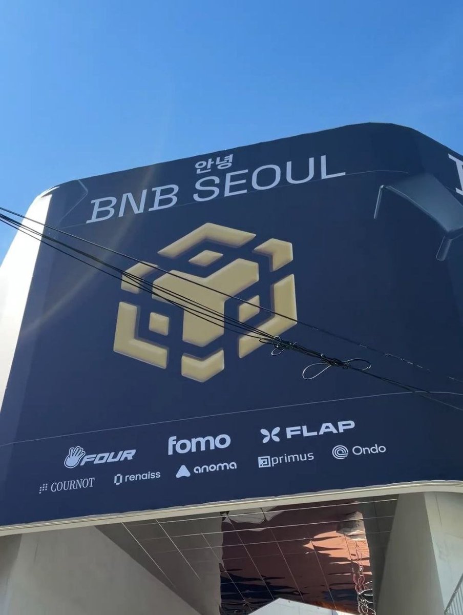 GoatFlap's tweet photo. @flapdotsh @BNBCHAIN Flap is taking over 🦋🐐 https://t.co/XIxr1hW5k4
