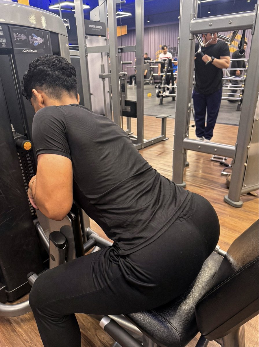elsiniserty's tweet photo. لو شوفت دى قدامك هتعمل ايه؟ 🤤🔥 https://t.co/aUlrS6Cx95