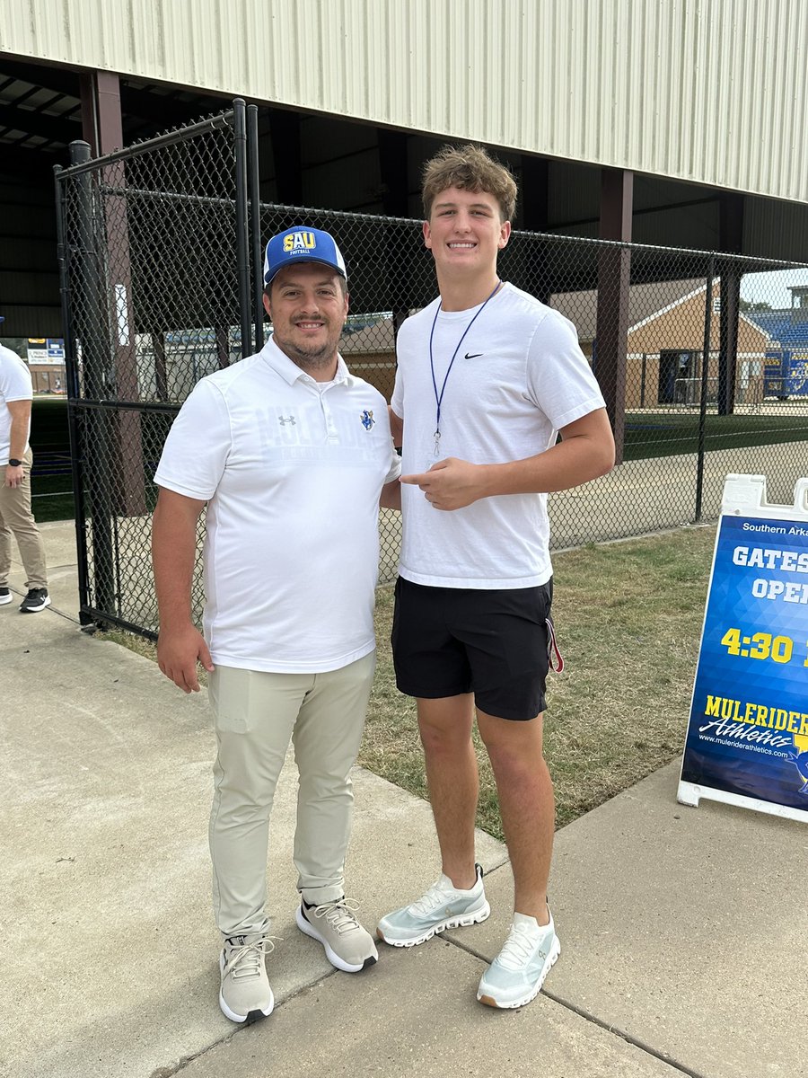 KiptynBrakebill's tweet photo. A big thank you to SAU football for having me on a game day visit! The atmosphere at this game was amazing! I am thanking God for this opportunity! All glory goes to him! @joshmills3231 @jsbrown6 @CoachBradSmiley @CoachDTeague @SAUFootball https://t.co/wNAVjanfxO