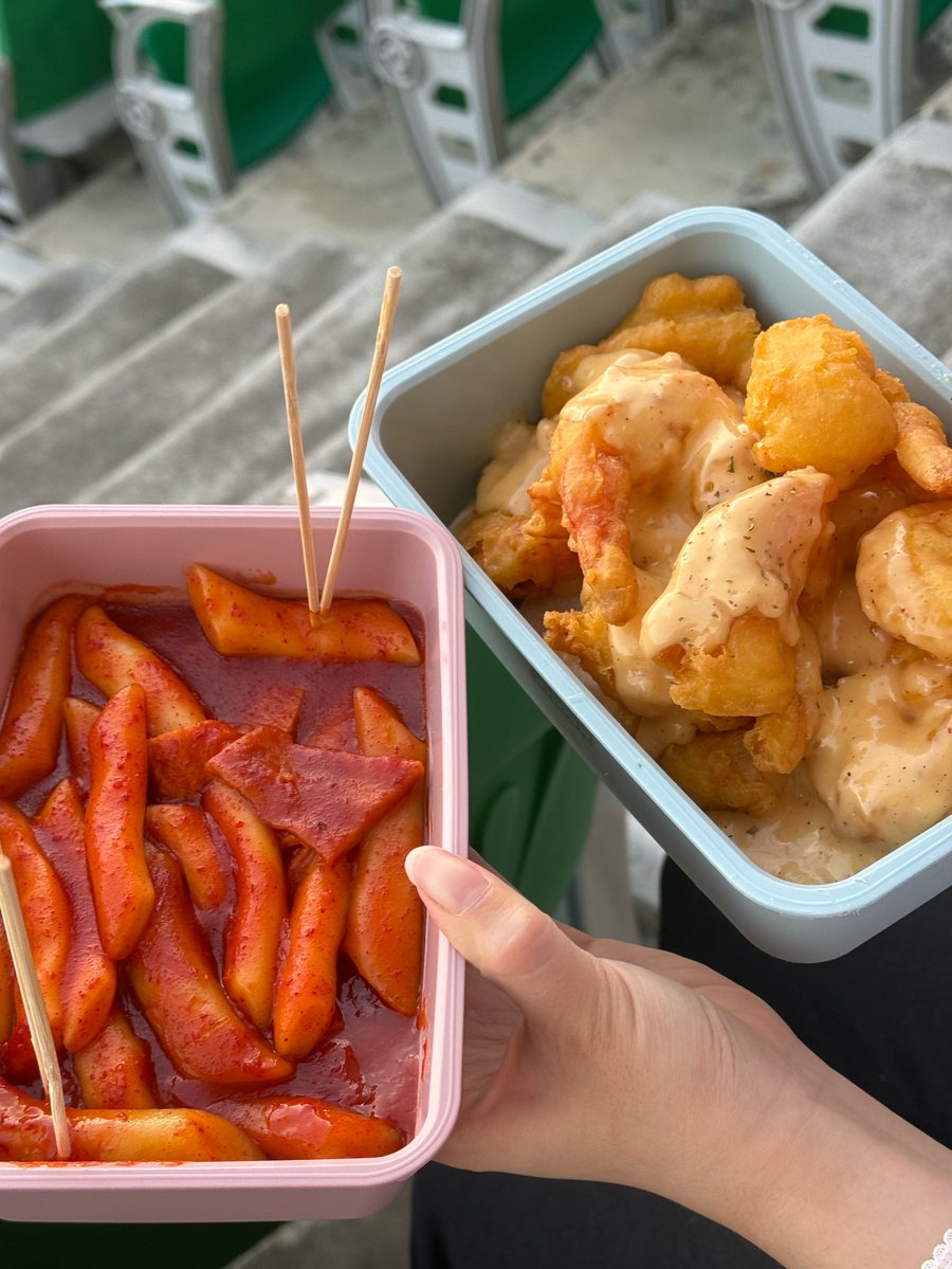 qwepouw's tweet photo. 26시즌직관끝!!🫰🏻💕🍤🍷🪽‼️ https://t.co/LP01Z4stIn