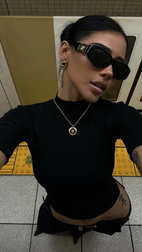 atraioautografo's tweet photo. #BeRebel #NaoAguentoMaisEssaSemana #BraveLoveYou #KatMinhaGatinhaLinda #quedialindo #amocontratos #indoali https://t.co/BJctrjYaMI