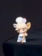 EVAN01ACE's tweet photo. so cute heeseung posing exactly like the dimoo as remy figure, with the figure right next to him 😭😭😭😭🤏🏻 https://t.co/UOy9oPvdoO
