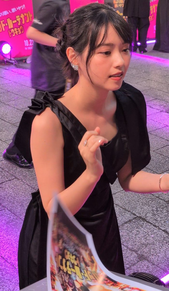 soongie_bot's tweet photo. nanase is so beautiful 😵‍💫💘 https://t.co/VrZOyySk0P