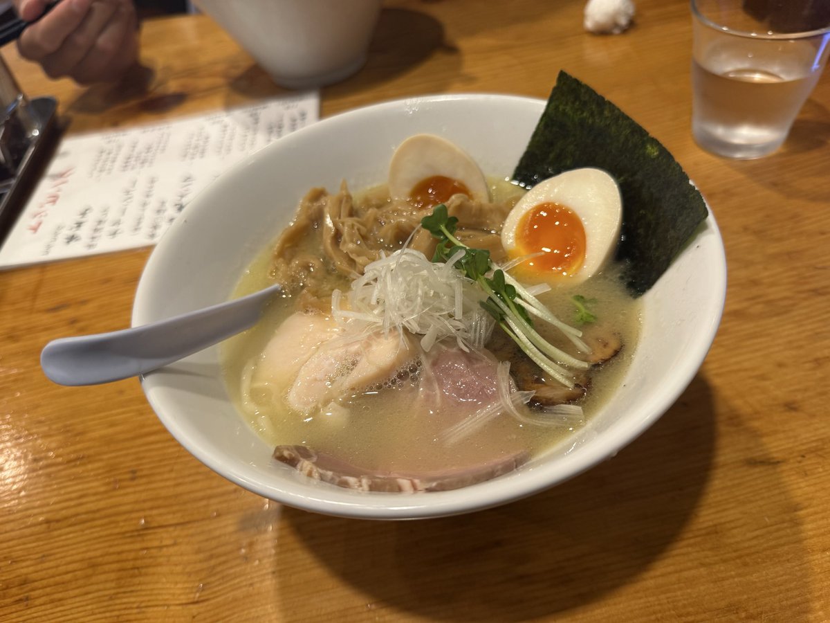 ken4522Rain's tweet photo. お久しぶりYSニキ&amp;あなごん🍜️ https://t.co/b0cXawsWPb