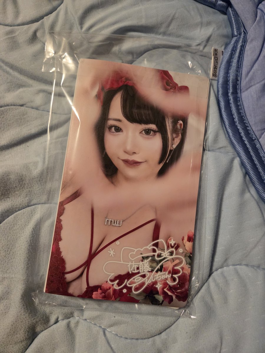 kobalotte's tweet photo. 2026年9月27日　コスホリ

佐藤てんしちゃん

毎回会うたびに某コンカフェの話してる気がする。今回もありがとうございます
チェキ帳はヲタクの必需品なのでグッズとしてあるのありがたいです https://t.co/YT579W61JZ