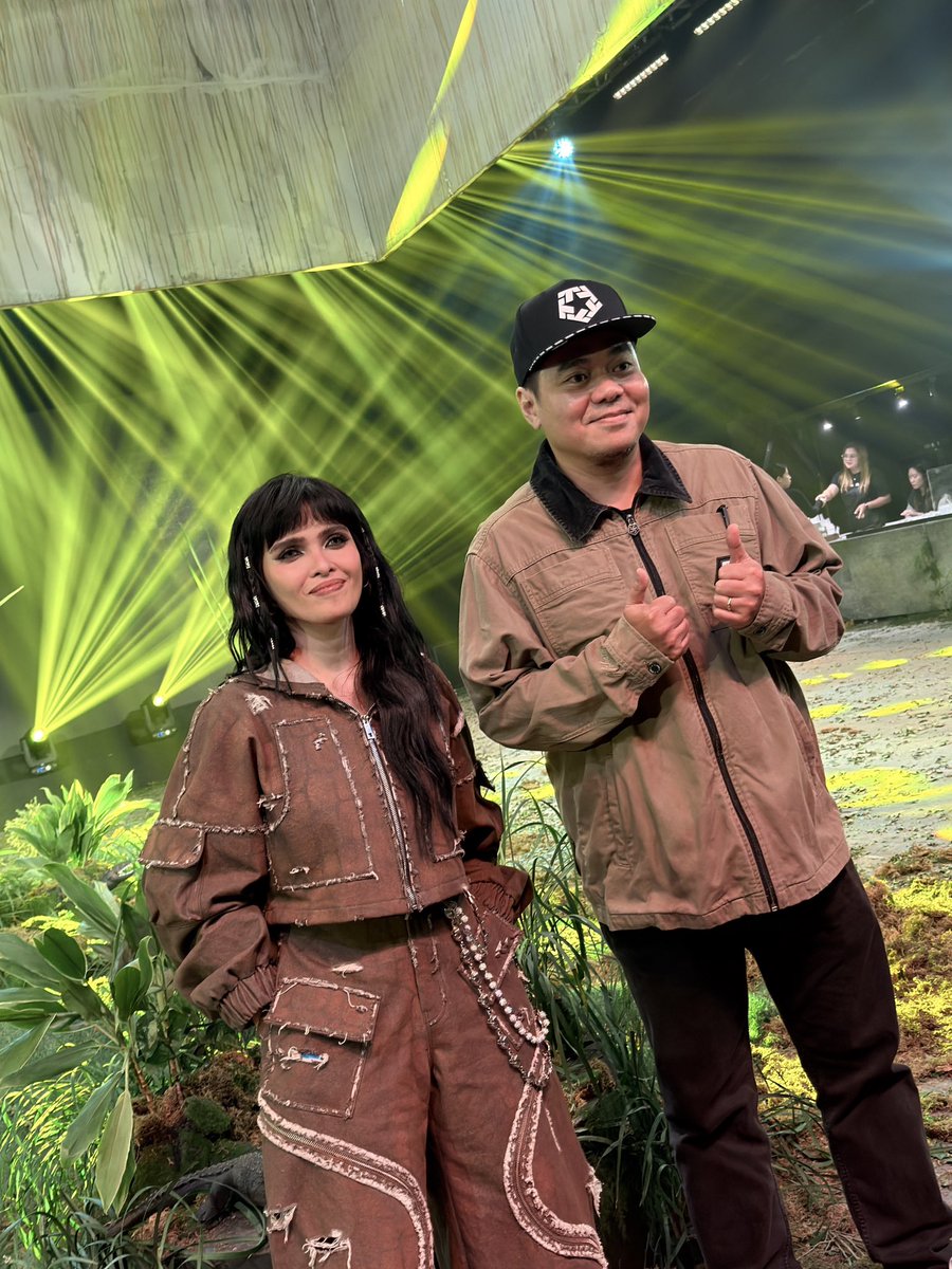 mjfelipe's tweet photo. LOOK: KZ Tandingan teamed up with iconic rapper Gloc-9 for a powerful collab entitled 'Luha ng Buwaya'. 

"Yung mga nangyayari sa atin (bansa) ngayon, hindi sila (mga Pilipino) nag-iisa sa pinagdadaanan nila. I think it's important that as an artist, your art reflects the times. I felt like it's my responsibility to sing about everything na nararamdaman ko, as a Filipino, as a person", said KZ.