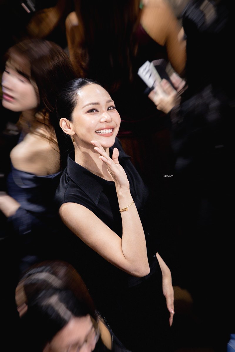 morina_ef's tweet photo. อ๋อยย ใจหนู ✨

BAZAARART2026 X BINT SIREETHORN
#BINTxBAZAARART
#Bintsireethorn https://t.co/QEwoHnxslT