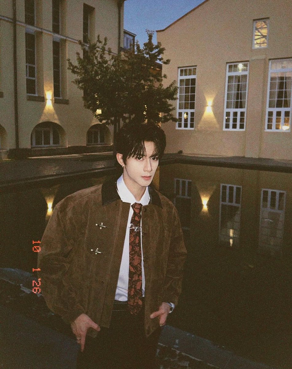xo_LocKed's tweet photo. 261001 킹스턴 인스타그램
#億軒Kingston #Yixuan https://t.co/p3pnq3aOSs