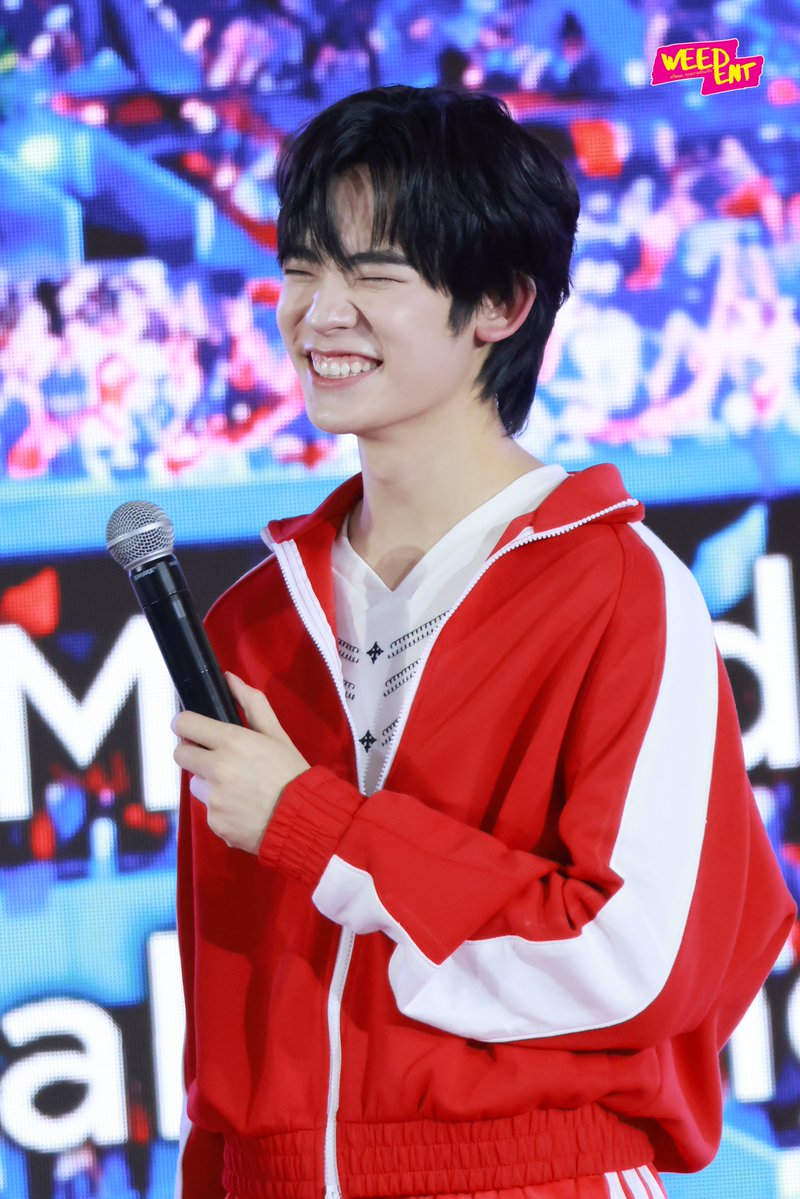 WEED_ENT's tweet photo. " ป๋อ ศุภการ " ร่วมทำกิจกรรมในงาน " Grand opening M Card Next Gen Brand Ambassadors "✨ 

MCARD NEXT GEN WITH TTP

#MCardxTeeteePor 
#TeeteePor #ตี๋ตี๋ป๋อ
#twnpich #PorSuppakarn 
#MCardNextGenxTeeteePor 
#MCard #TheMallGroup https://t.co/fdxheRsjD1